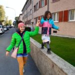 Tanzen, kämpfen, Theater spielen